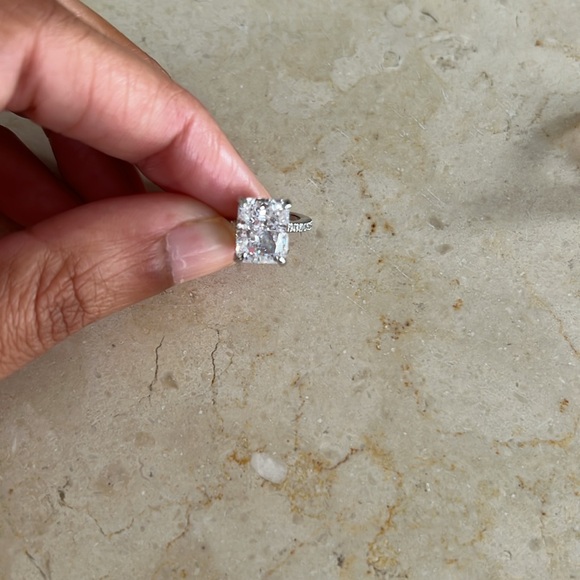 Travel Rings - Picture 10 of 11